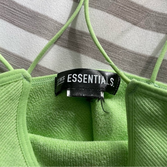 Urban outfitters crop top never worn - Picture 3 of 3